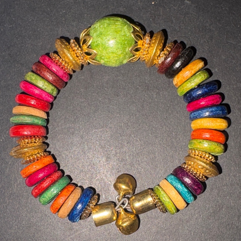 Colorful Beaded Bracelet with gold accents & 2 bells for women/teens/girls NWOT